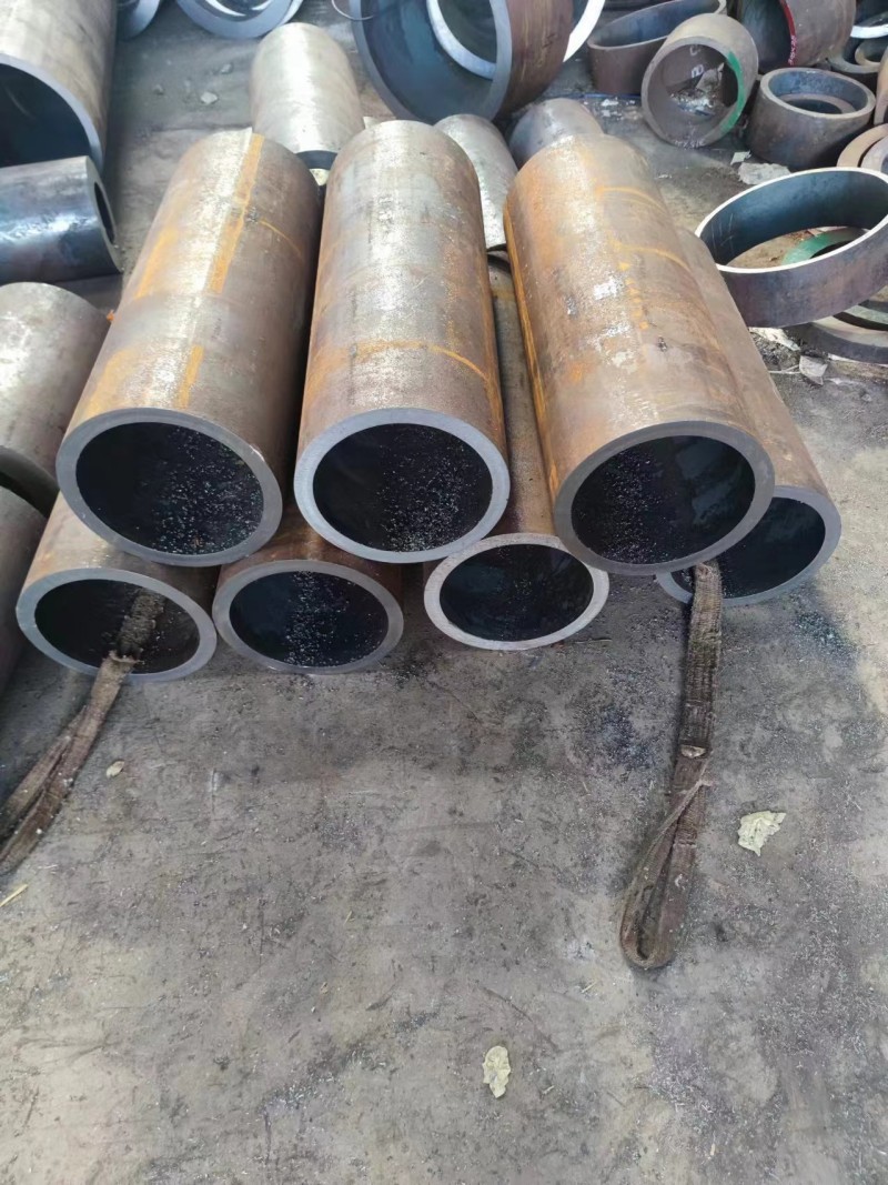 肇源肇源肇源12Cr1MovG无缝钢管切割